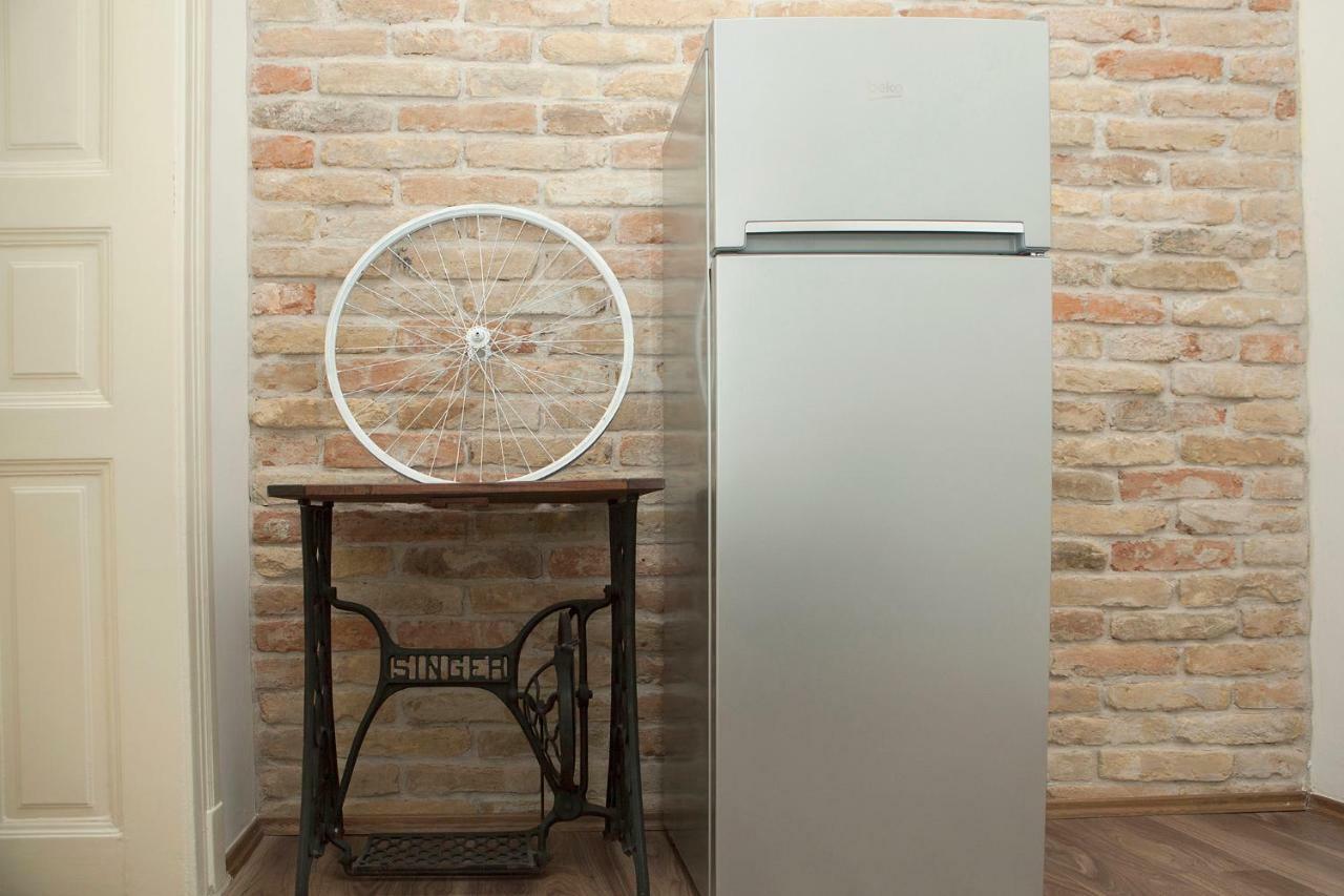 Cheerful And Cozy 2 Bedrooms 2 Bathrooms Apartment With Top Location Budapest Exterior photo